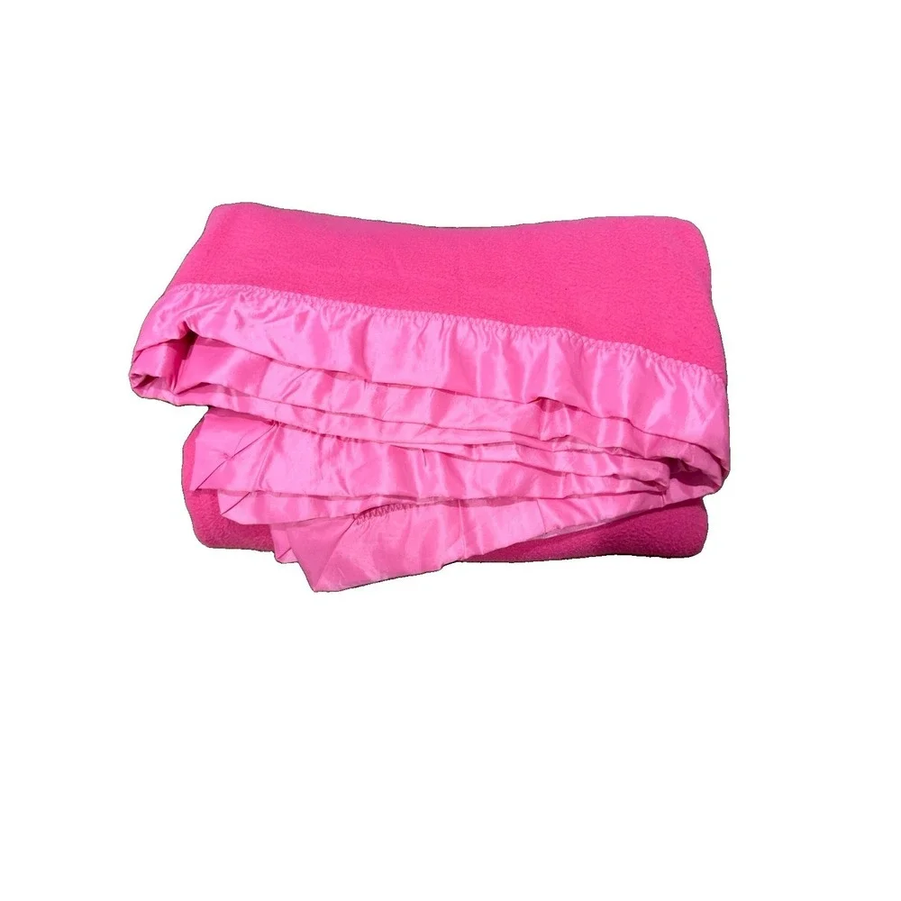 Vintage Pink Acrylic Blanket Satin Trim 89x101